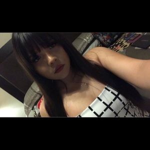 Meet your Posher, Leonela